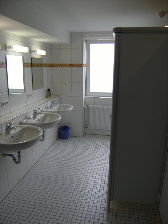 Jugendherberge Karlsruhe Pokój zdjęcie